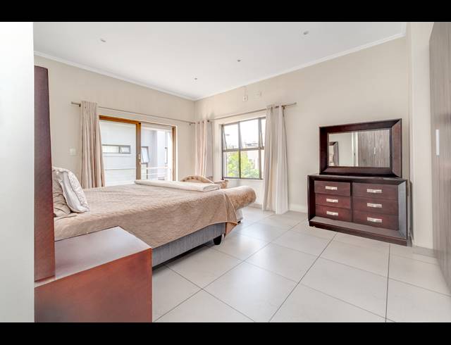 4 BEDROOM HOUSE FOR SALE IN BRYANSTON